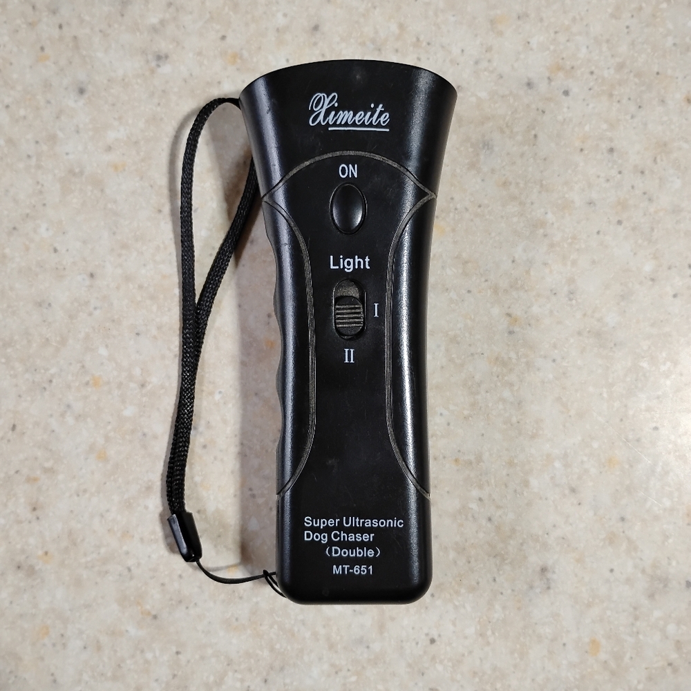 Ultrasonic Dog Chaser Trainer